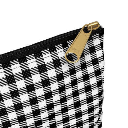 Close-up detail of black zipper and gold puller on black and white gingham accessory pouch large size - LeBonJournal