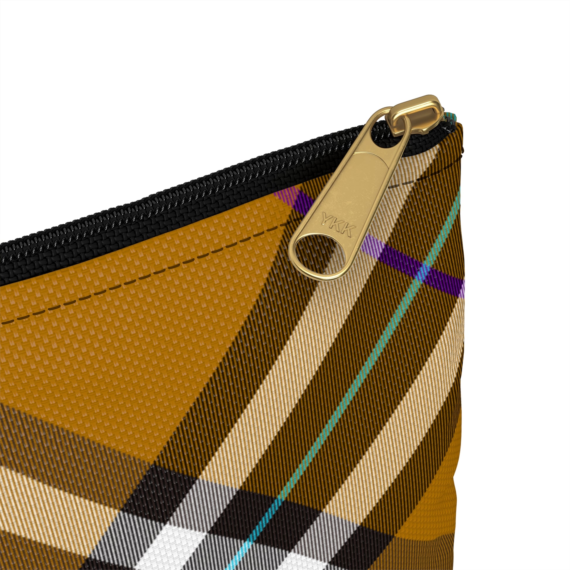Close-up detail of black zipper and gold puller on honey plaid accessory pouch large size - LeBonJournal